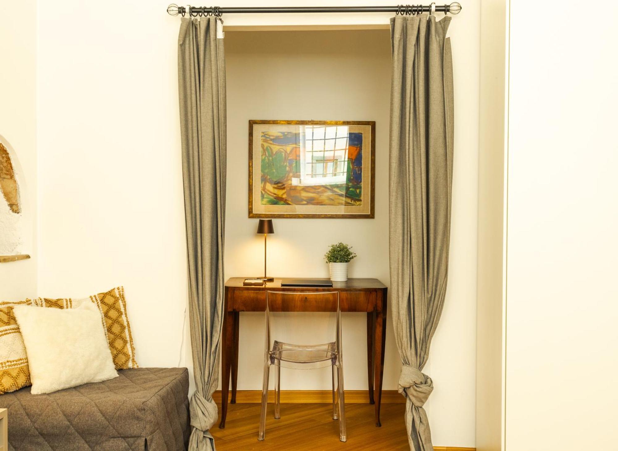 Apartment In Pieno Centro Storico Con Parcheggio Gratuito Incluso.